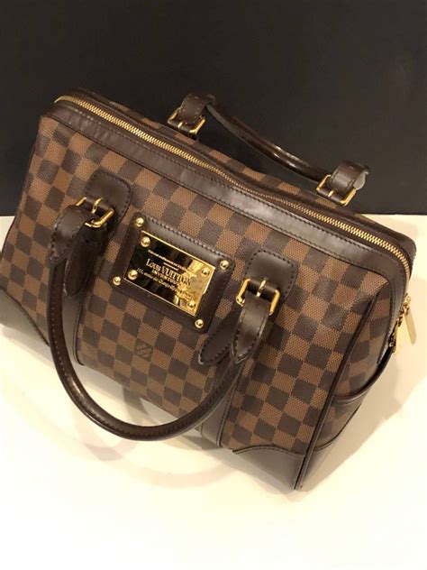 louis vuitton damier ebene canvas.